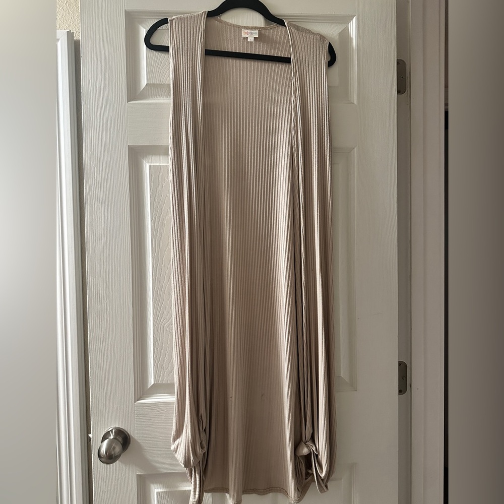 LuLaRoe Joy sleeveless blouse/ kimono